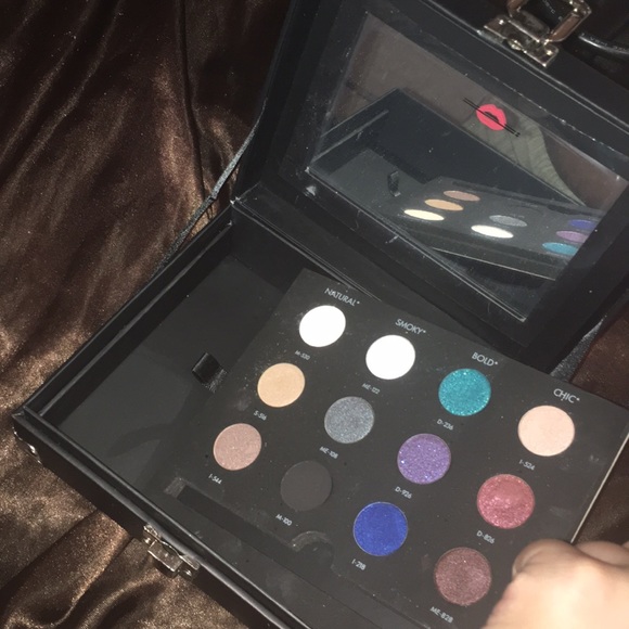 Makeup Forever Eyeshadow Case - Picture 4 of 4